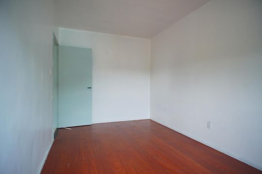 Quarto 2 de apartamento à venda com 2 quartos, 59m² em Rubem Berta, Porto Alegre