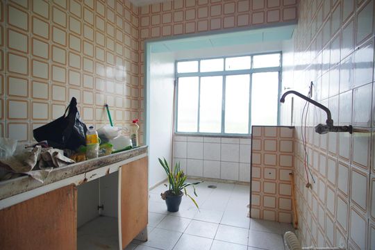 Cozinha de apartamento à venda com 2 quartos, 59m² em Rubem Berta, Porto Alegre