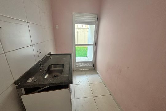 Cozinha de apartamento para alugar com 2 quartos, 98m² em Jardim Colonial, São Paulo