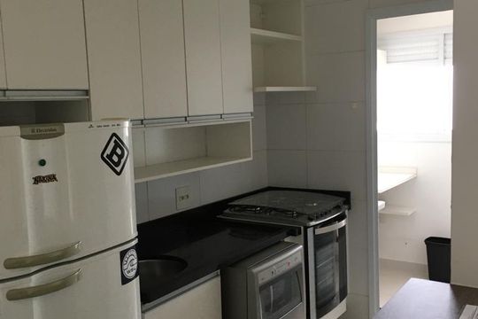 Cozinha de apartamento para alugar com 2 quartos, 55m² em Vila Galvão, Guarulhos