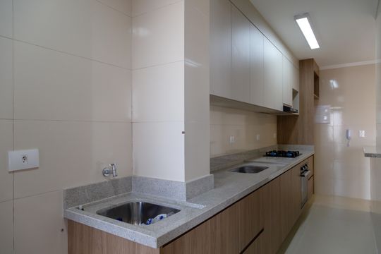 Cozinha e Área de Serviço de apartamento à venda com 2 quartos, 68m² em Vila Zanardi, Guarulhos