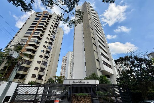 Fachada  de apartamento à venda com 5 quartos, 784m² em Campo Belo, São Paulo