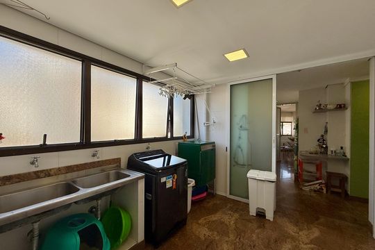 Área de Serviço  de apartamento à venda com 5 quartos, 784m² em Campo Belo, São Paulo
