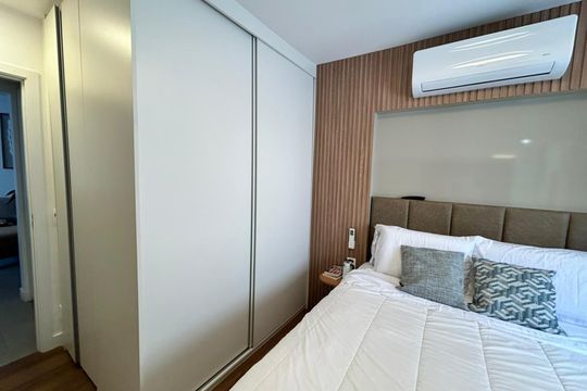 quarto 1 de apartamento à venda com 2 quartos, 63m² em Santo Antônio, Belo Horizonte