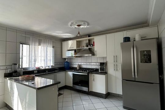 Cozinha de casa para alugar com 4 quartos, 250m² em Chácara Seis de Outubro, São Paulo