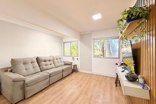 Sala de apartamento à venda com 3 quartos, 80m² em Vila Santa Maria, Jundiaí