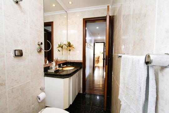 Banheiro Social de apartamento à venda com 3 quartos, 105m² em Alto Caiçaras, Belo Horizonte