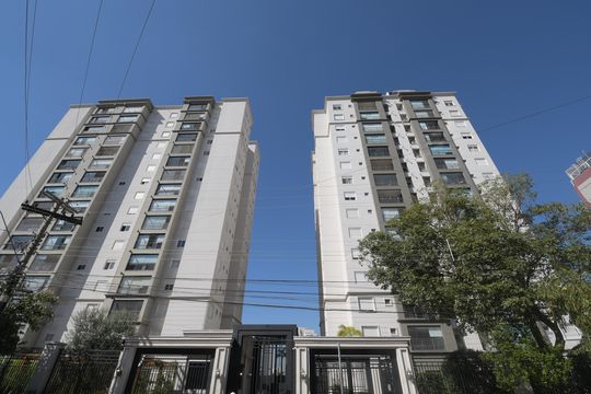 Fachada do Prédio de apartamento à venda com 2 quartos, 68m² em Taquaral, Campinas