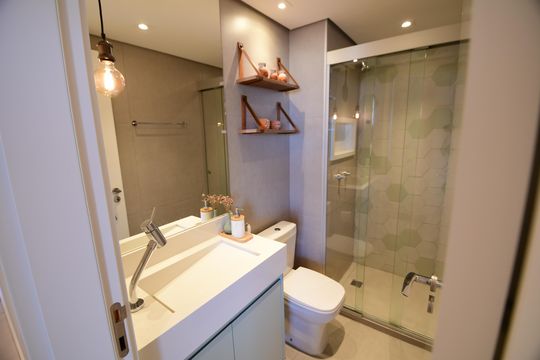 Banheiro Social de apartamento à venda com 2 quartos, 68m² em Taquaral, Campinas
