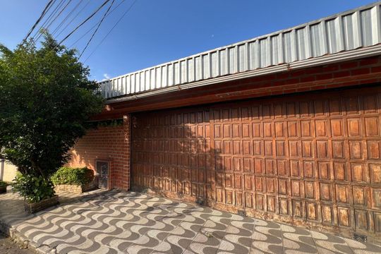 Casa para alugar com 3 quartos, 460m² em Jardim Guanabara, Belo Horizonte