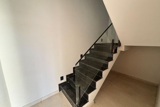Hall de entrada de casa à venda com 3 quartos, 150m² em Jardim Artur Alvim, São Paulo