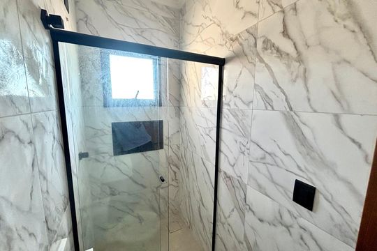 Banheiro da Suíte 1 de casa à venda com 3 quartos, 150m² em Jardim Artur Alvim, São Paulo