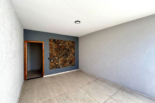 Garagem de casa à venda com 3 quartos, 150m² em Jardim Artur Alvim, São Paulo