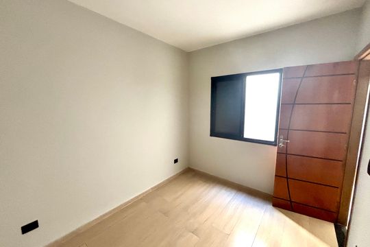 Quarto 2 de casa à venda com 3 quartos, 150m² em Jardim Artur Alvim, São Paulo