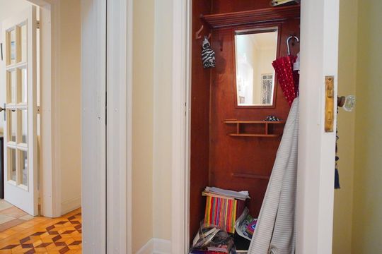 Chapelaria  de apartamento para alugar com 3 quartos, 190m² em Moinhos de Vento, Porto Alegre