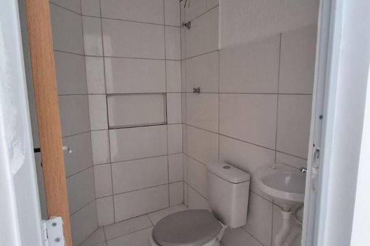 Banheiro de casa para alugar com 1 quarto, 42m² em Ipiranga, Nova Iguaçu