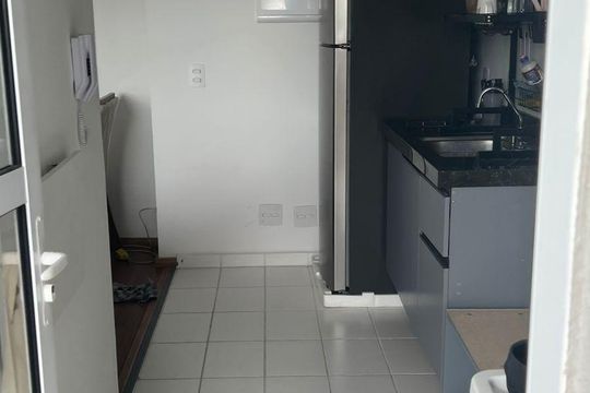 Cozinha de apartamento para alugar com 2 quartos, 56m² em Jardim Recanto Suave, Cotia