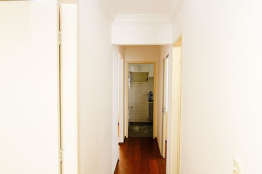 Corredor de apartamento à venda com 3 quartos, 69m² em Buritis, Belo Horizonte