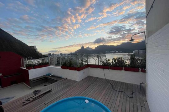 Apartamento à venda com 3 quartos, 200m² em Copacabana, Rio de Janeiro