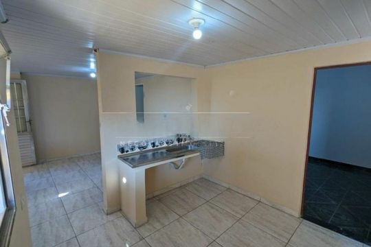 Casa à venda com 5 quartos, 180m² em Parque Planalto, São Paulo