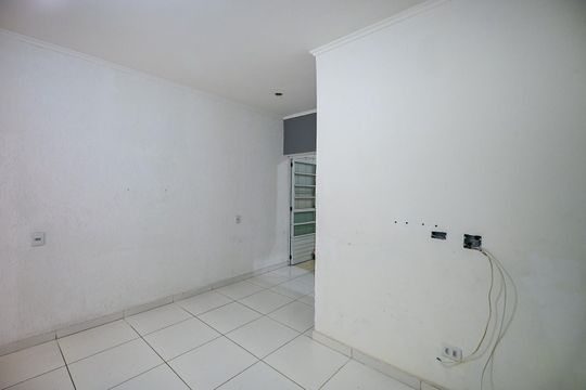 Sala de casa para alugar com 2 quartos, 50m² em Parque das Cigarreiras, Taboão da Serra