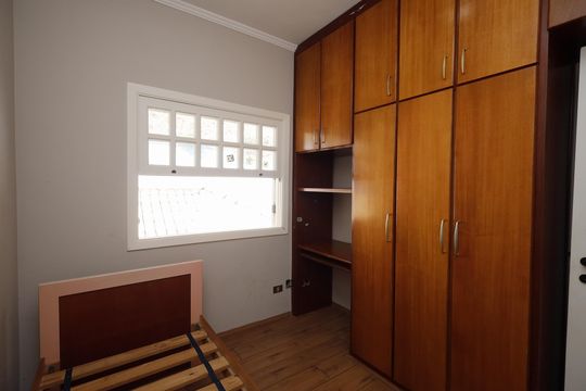 Quarto 3 de casa de condomínio para alugar com 4 quartos, 250m² em Vila Santos, São Paulo