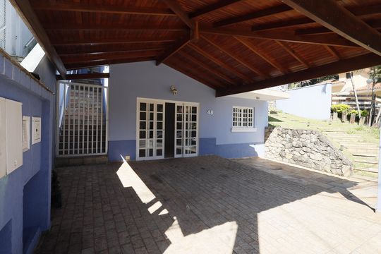 Garagem de casa de condomínio para alugar com 4 quartos, 250m² em Vila Santos, São Paulo