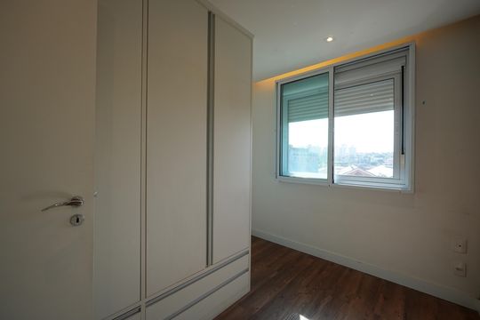 Quarto 1 de apartamento para alugar com 2 quartos, 51m² em Vila Carioca, São Paulo
