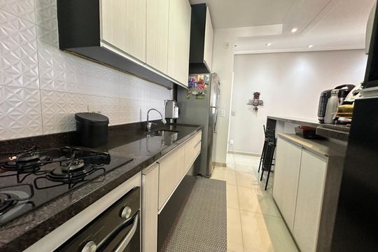 Cozinha de apartamento à venda com 3 quartos, 71m² em Nucleo Residencial Celia Mota, Barueri