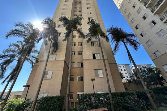 Fachada de apartamento à venda com 3 quartos, 71m² em Nucleo Residencial Celia Mota, Barueri