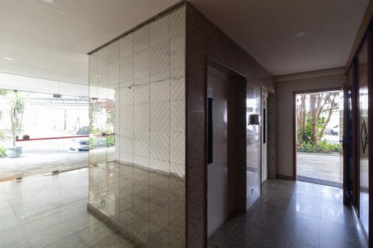 Hall de Entrada  de apartamento à venda com 3 quartos, 86m² em Bosque da Saúde, São Paulo