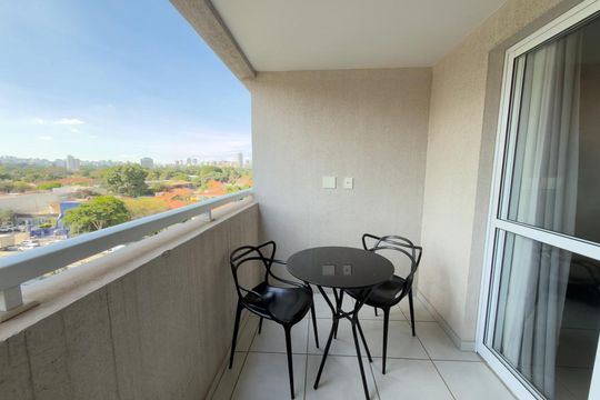Varanda de kitnet/studio para alugar com 1 quarto, 24m² em Jardim Paulistano, São Paulo