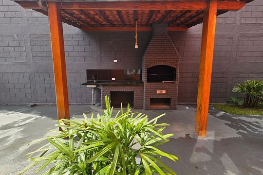 Área comum - Churrasqueira de casa de condomínio à venda com 3 quartos, 135m² em Jardim São Luís, São Paulo