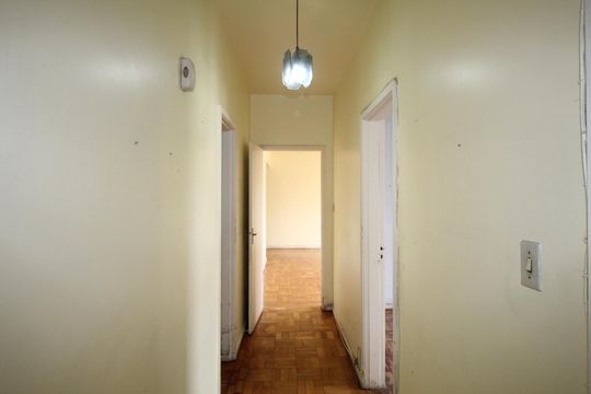 Corredor de apartamento à venda com 3 quartos, 118m² em Bom Fim, Porto Alegre