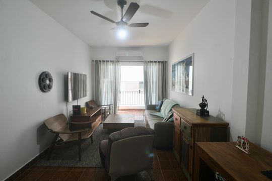 Sala de apartamento para alugar com 1 quarto, 65m² em Tortuga, Guarujá