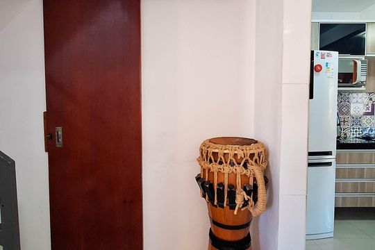 Corredor de casa de condomínio à venda com 2 quartos, 120m² em Sapê, Niterói