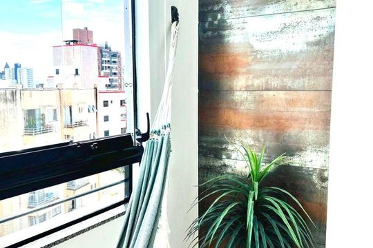 Apartamento para alugar com 2 quartos, 87m² em Canto, Florianópolis