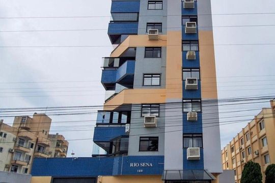 Fachada de apartamento para alugar com 2 quartos, 87m² em Canto, Florianópolis