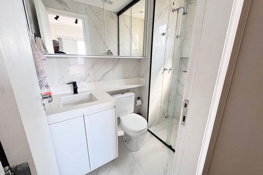 Banheiro suíte  de apartamento à venda com 2 quartos, 58m² em Vila Dom Pedro Ii, São Paulo