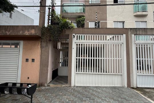 Fachada de apartamento à venda com 2 quartos, 100m² em Vila Vilma, Santo André
