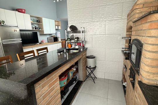 Cozinha de apartamento à venda com 2 quartos, 100m² em Vila Vilma, Santo André