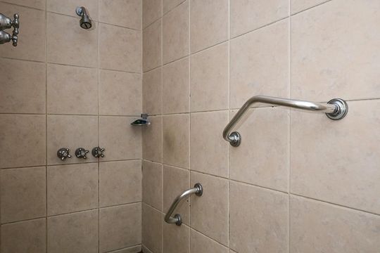 Banheiro de apartamento para alugar com 1 quarto, 40m² em Jardim Ampliacao, São Paulo
