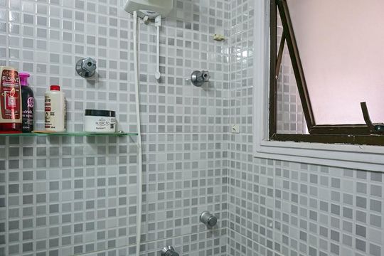 Banheiro de apartamento à venda com 3 quartos, 80m² em Jardim Vazani, São Paulo