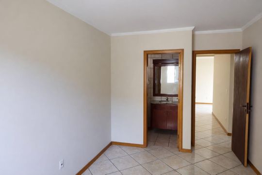 Sala de apartamento para alugar com 3 quartos, 91m² em Pantanal, Florianópolis