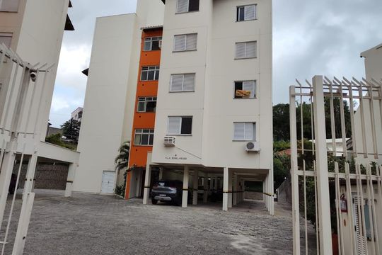 Fachada de apartamento para alugar com 3 quartos, 91m² em Pantanal, Florianópolis