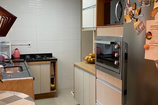Cozinha de apartamento à venda com 2 quartos, 86m² em Vila Guarani, Santo André