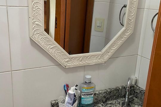 Banheiro de apartamento à venda com 2 quartos, 86m² em Vila Guarani, Santo André