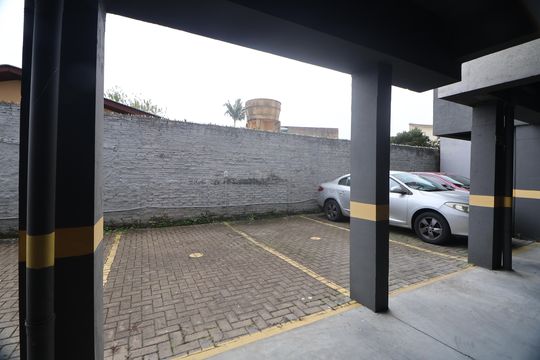 Garagem de apartamento à venda com 2 quartos, 62m² em Niterói, Canoas
