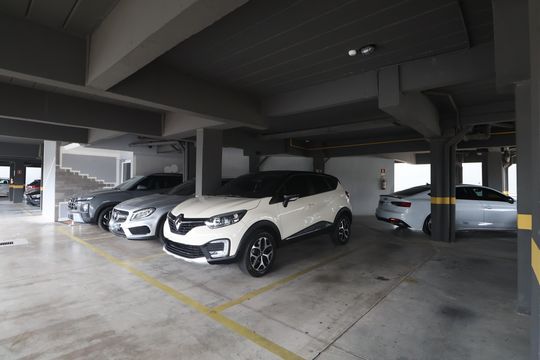 Garagem de apartamento à venda com 2 quartos, 62m² em Niterói, Canoas