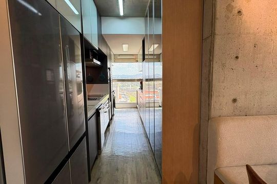Cozinha de apartamento à venda com 2 quartos, 70m² em Vila Leopoldina, São Paulo